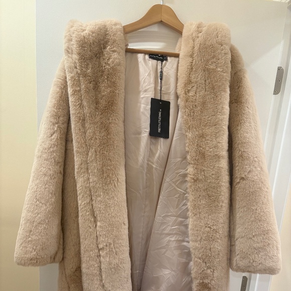 plus nude premium longline faux fur hooded coat - Picture 3 of 3